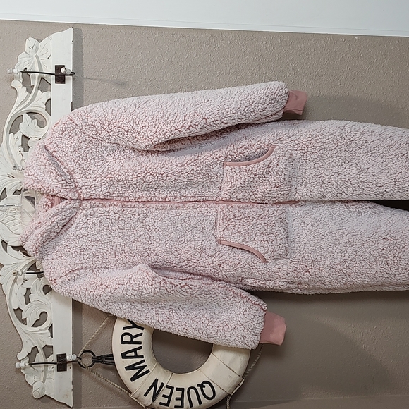 Victoria's Secret PINK Sherpa Hooded Onsie - Picture 3 of 10